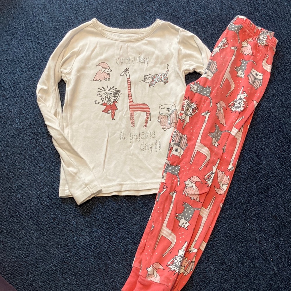 Crazy 8 pajama set